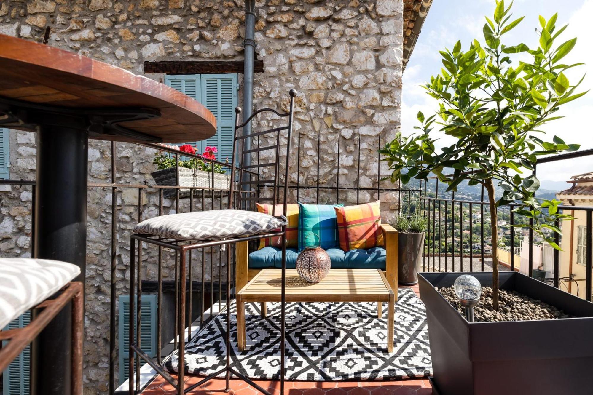 06by2 Beautiful Renovated With Terrace * Vence