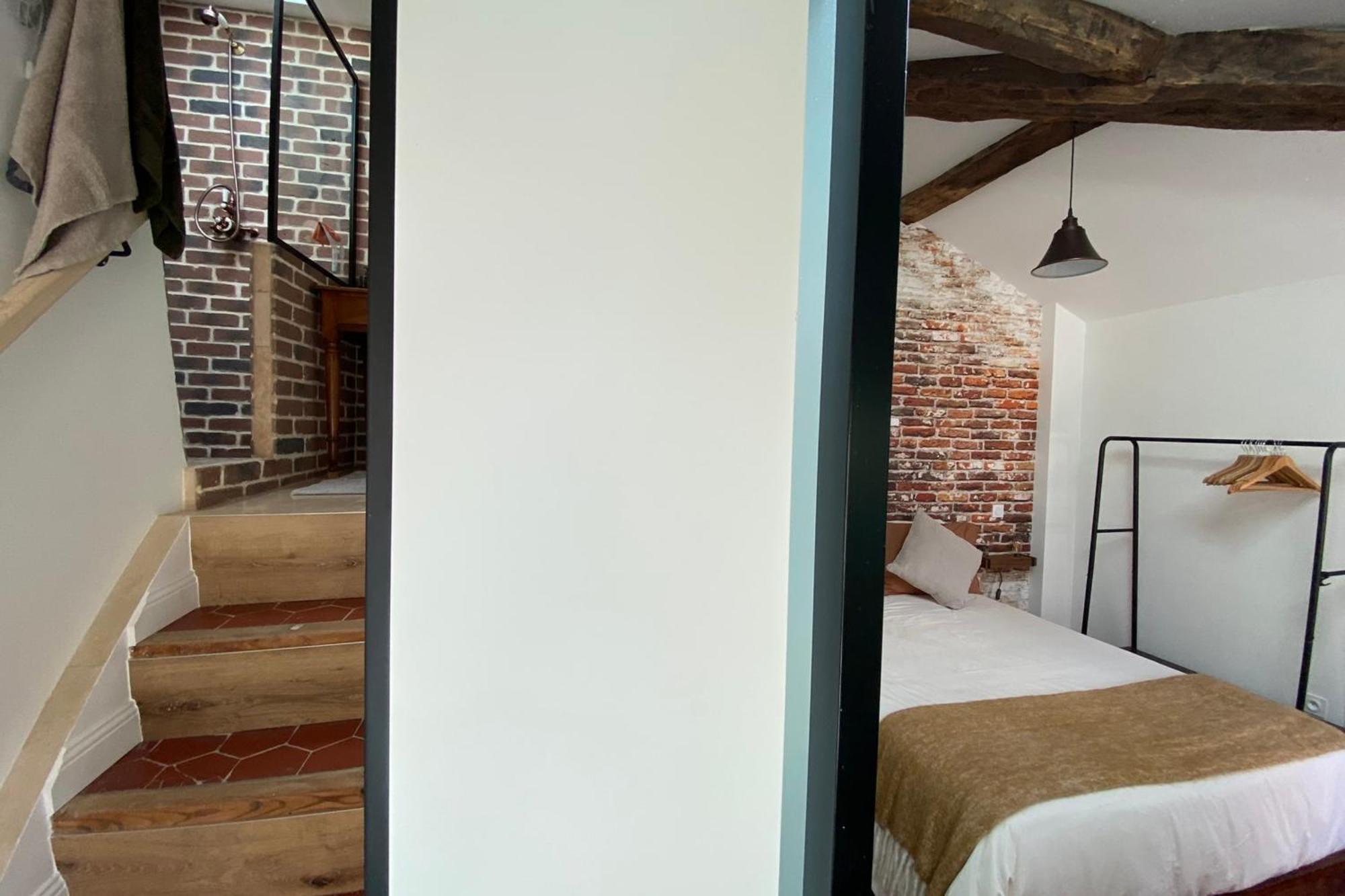06by2 Beautiful Renovated With Terrace * Vence